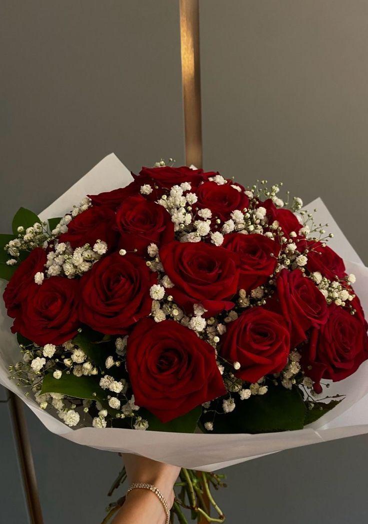 VaultQuartzPlume workshop space where corporate flower arrangements are designed and prepared for business delivery